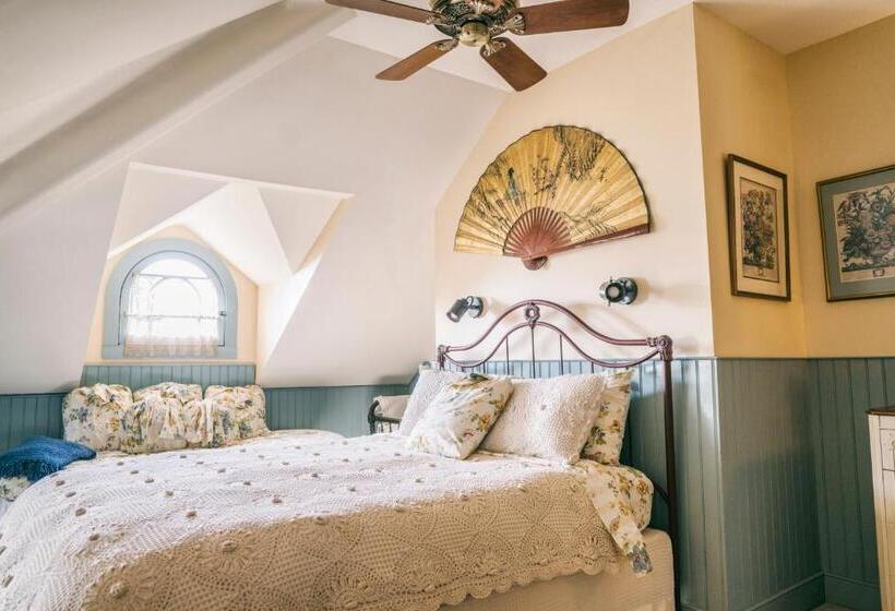 צימר Hummingbird Inn