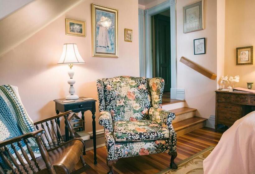 צימר Hummingbird Inn