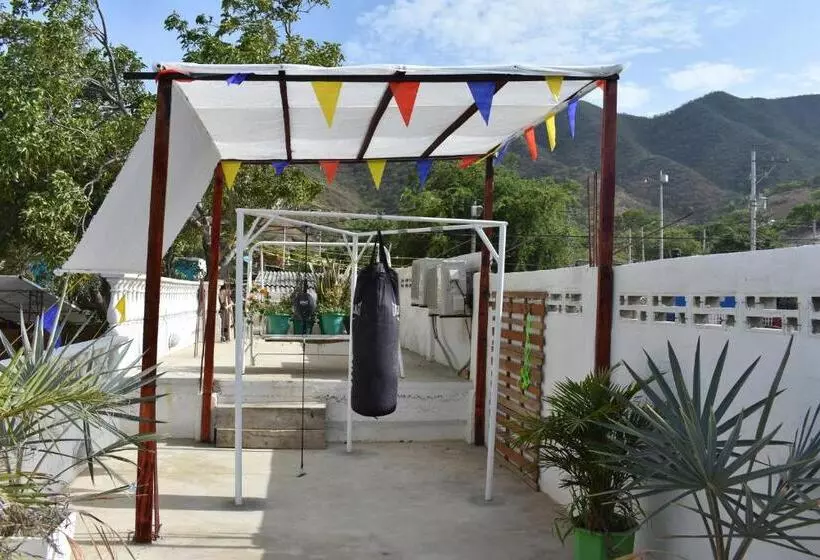 Majatalo Hostal Palohe Taganga