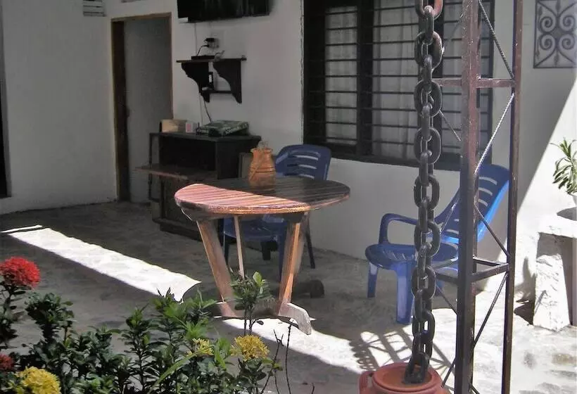 Majatalo Hostal Palohe Taganga