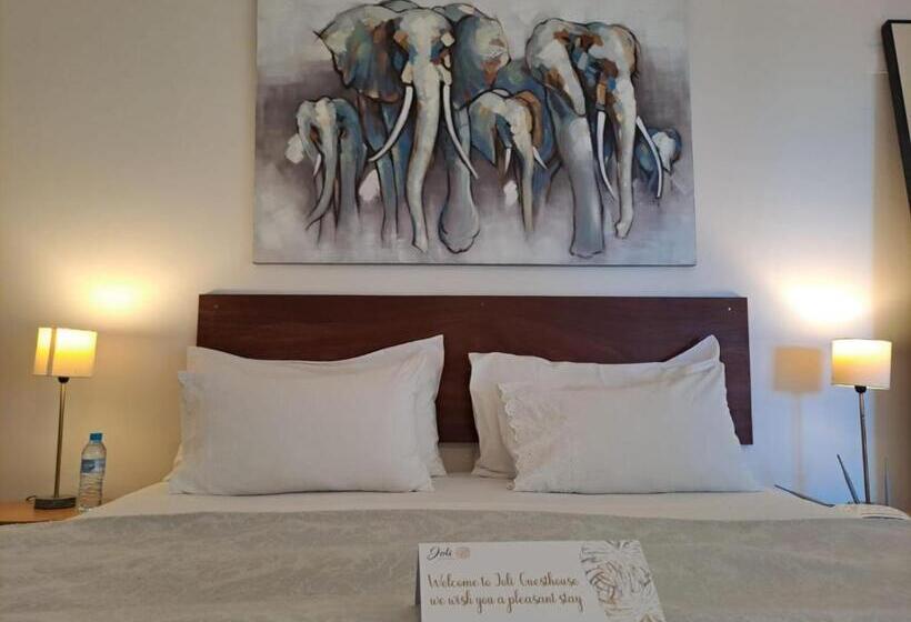 بنسيون Joli Guesthouse