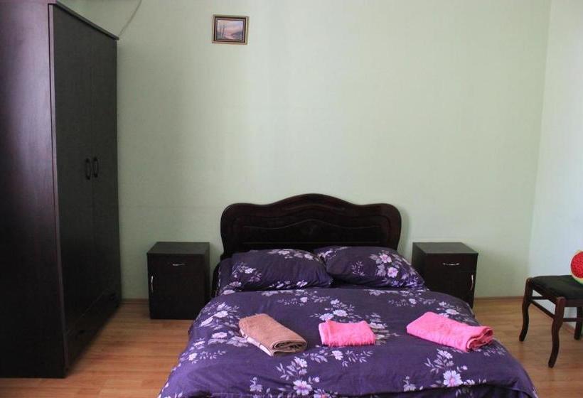 پانسیون Pompeius