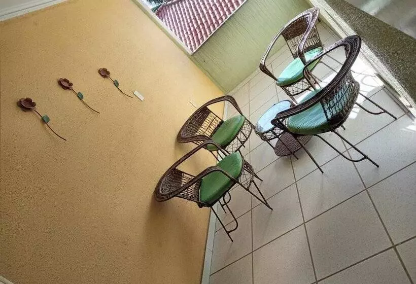 پانسیون Pousada Aconchego