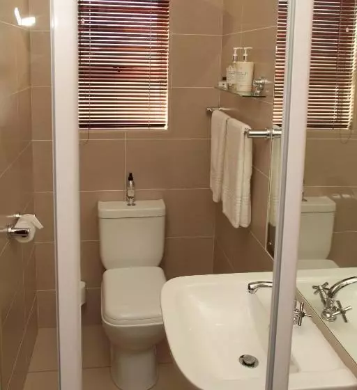 Majatalo Presidensie Guest Rooms
