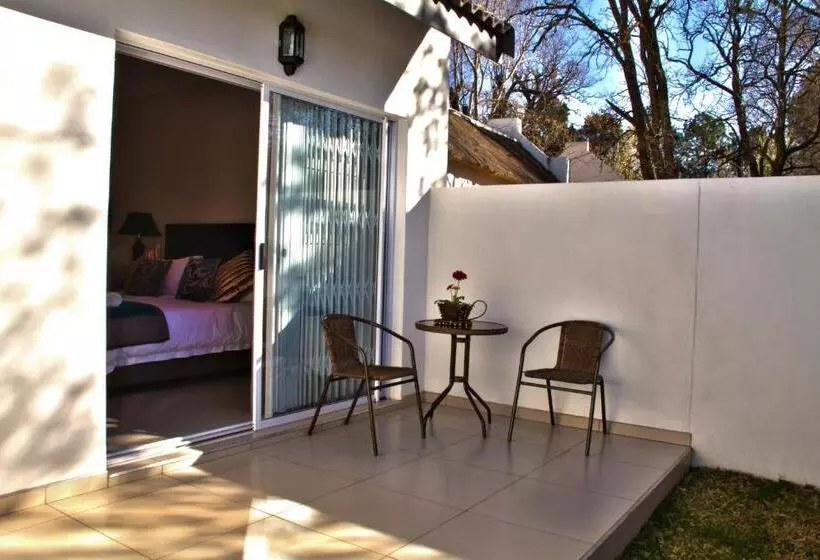 Majatalo Presidensie Guest Rooms