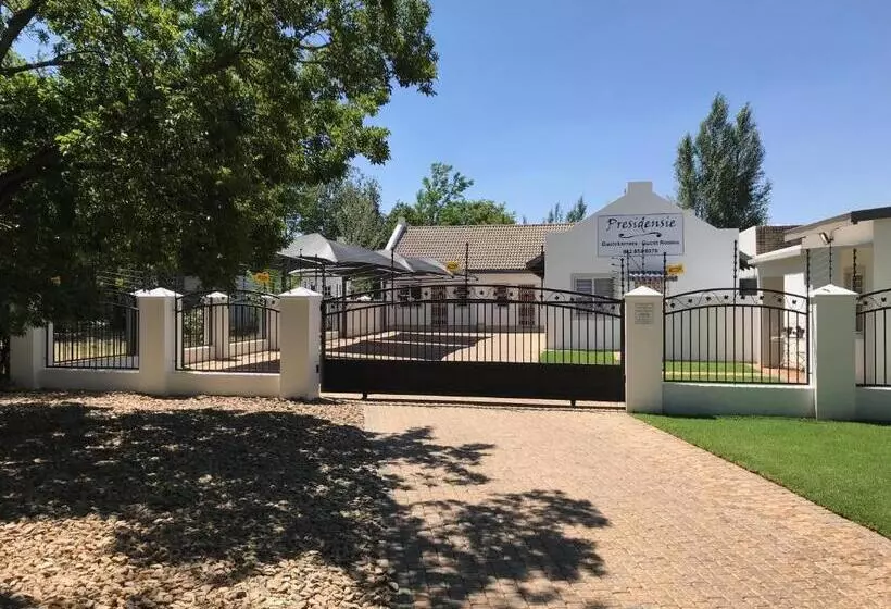 Majatalo Presidensie Guest Rooms