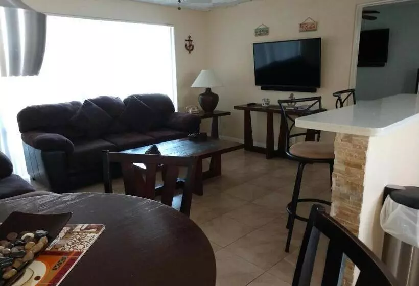 Sunrise Ocean Suites