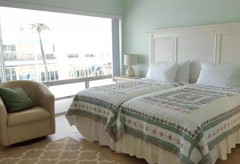 Sunrise Ocean Suites