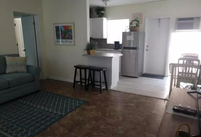Sunrise Ocean Suites
