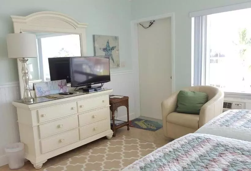 Sunrise Ocean Suites
