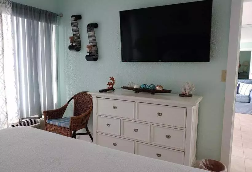 Sunrise Ocean Suites