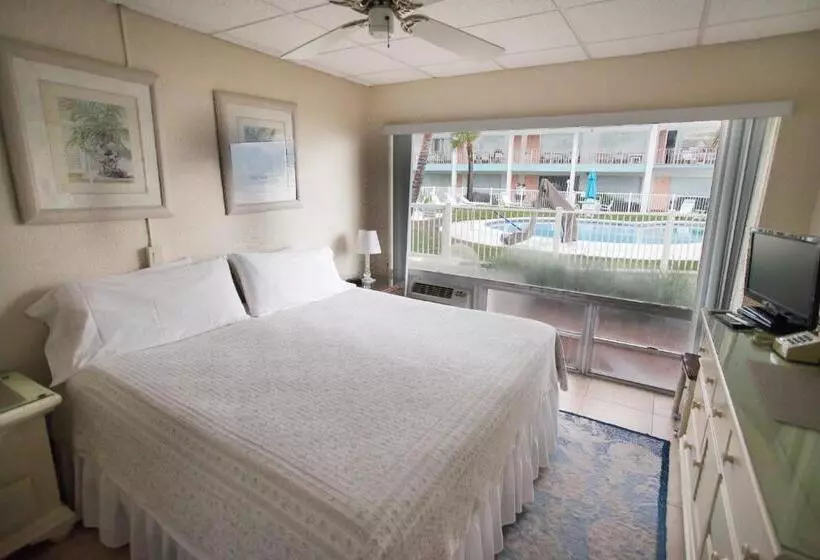 Sunrise Ocean Suites