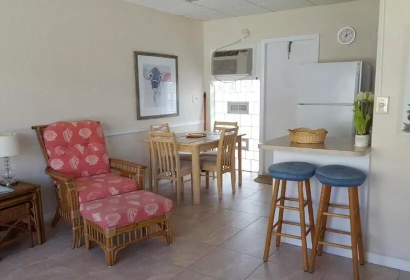 Sunrise Ocean Suites