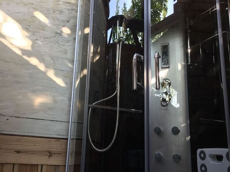 بنسيون Guest House Chalet Sielu