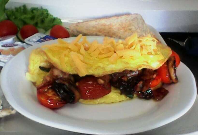 ペンション Moonriver Guest House