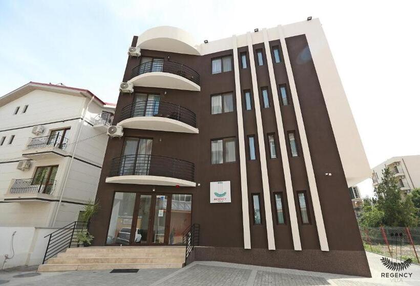 پانسیون Regency Villa