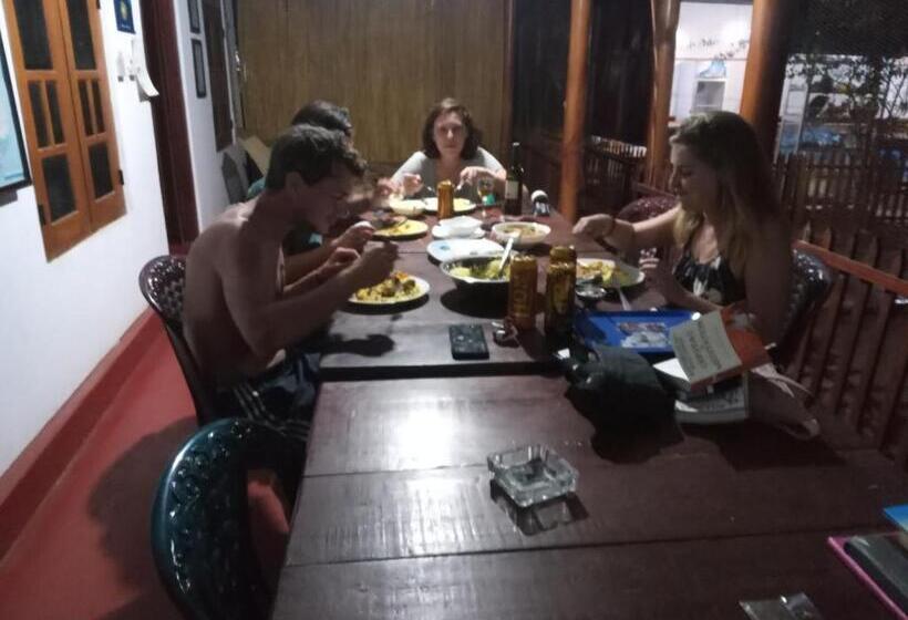 بنسيون Vibushan Guest House