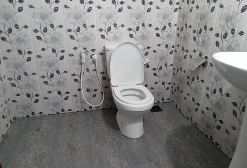 بنسيون Vibushan Guest House