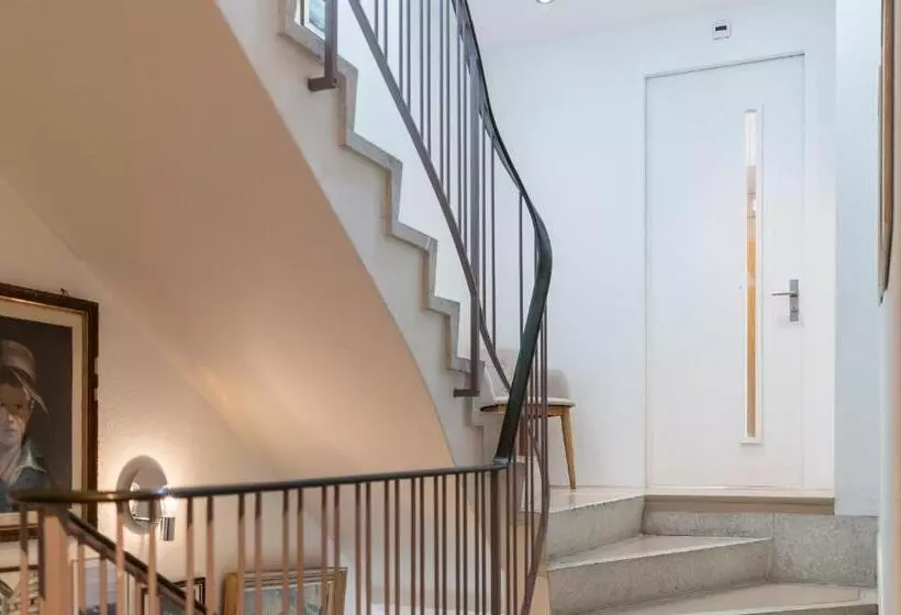 Majatalo Wanderlust Guesthouse