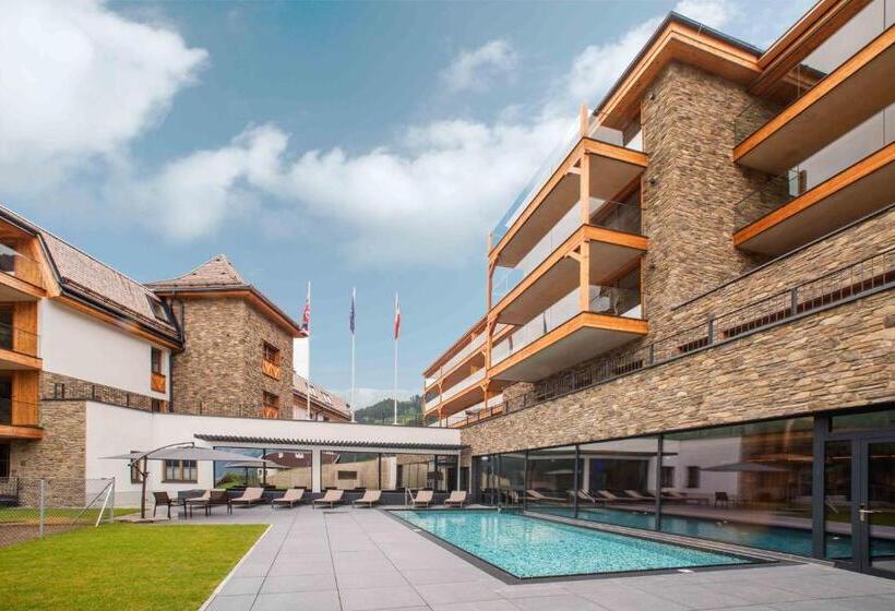 Mountain Spa Residences