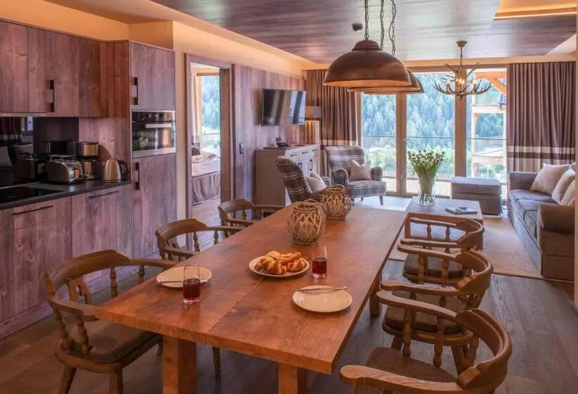 Mountain Spa Residences