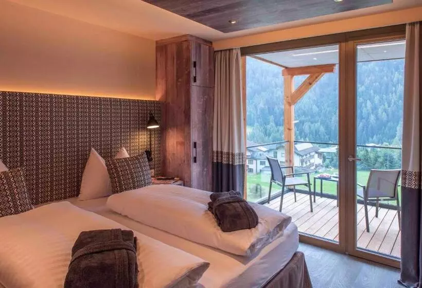 Mountain Spa Residences