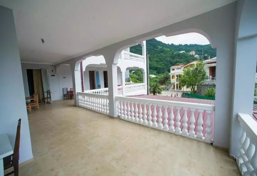 پانسیون Beliy Dom