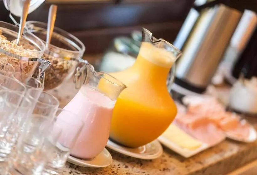 Majatalo Pousada Quatro Estacoes