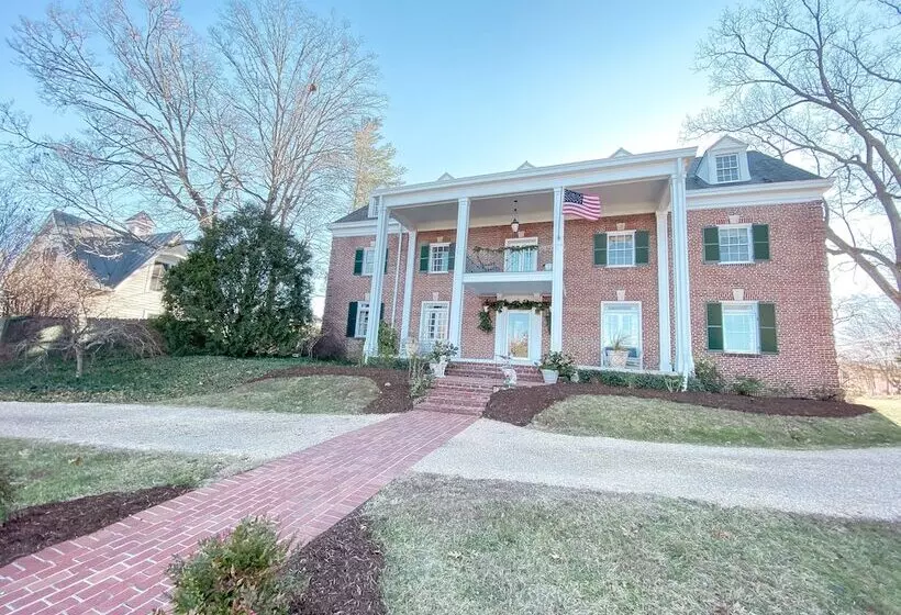 Retkeilymaja Abigail Inn