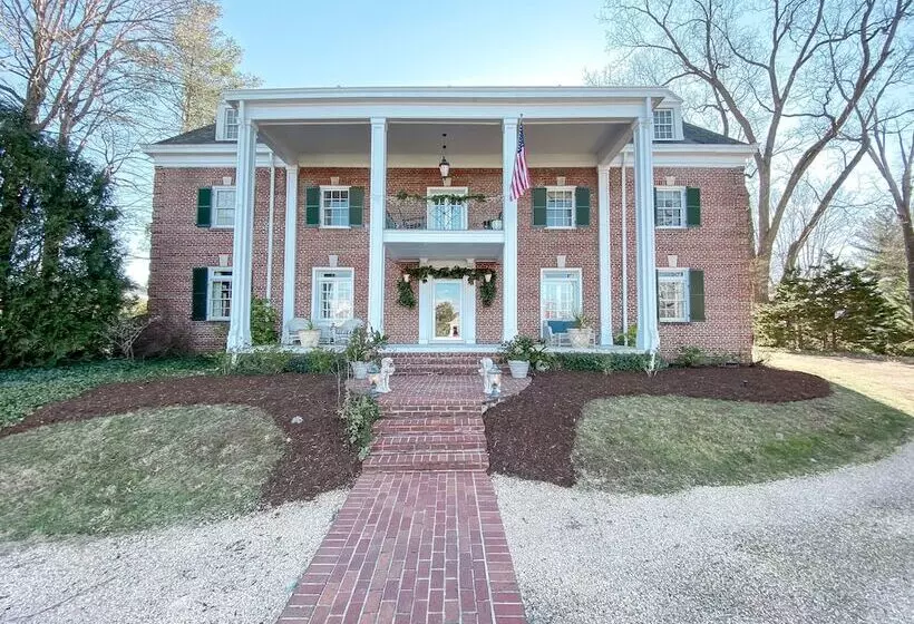 Retkeilymaja Abigail Inn