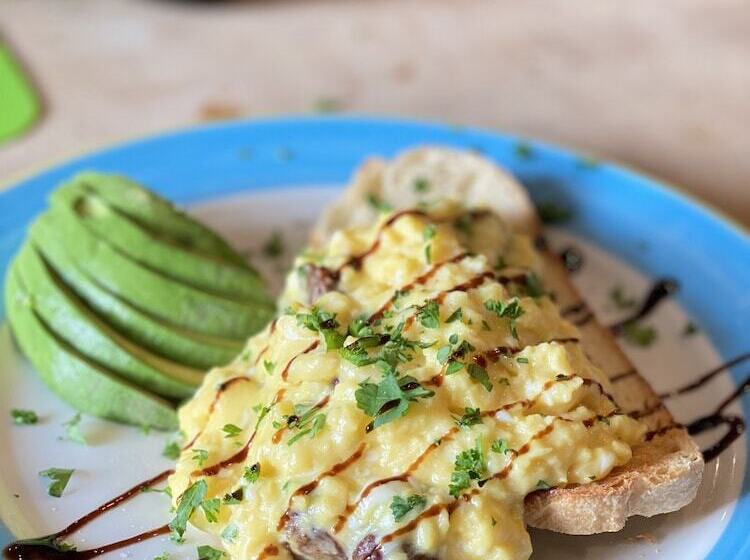 Общежитие Abigail Inn