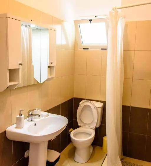 پانسیون Dorvin Apartments