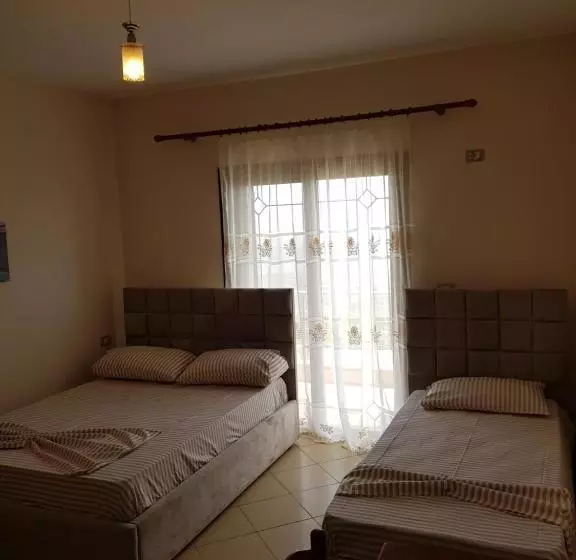 پانسیون Eglent's Tourist House