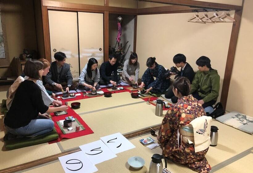 بنسيون Fujitatami Guesthouse   Hostel