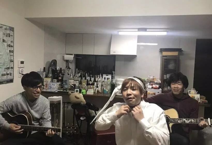 ペンション Fujitatami Guesthouse   Hostel