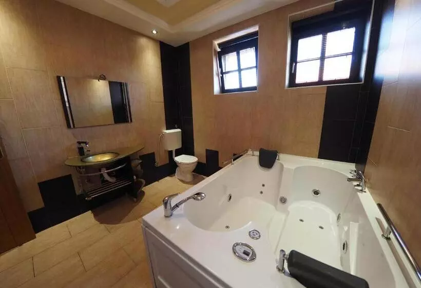 پانسیون Guest House Don Lux