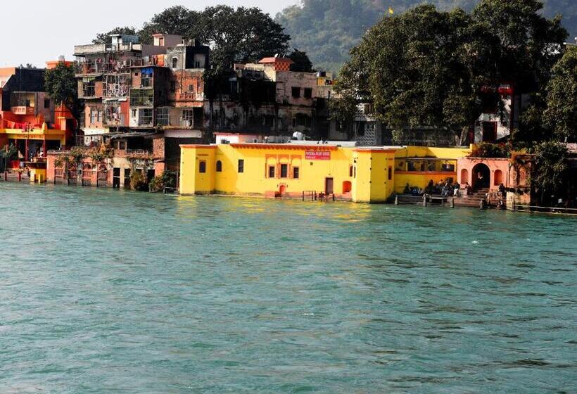 פנסיון Patnimal Guesthouse