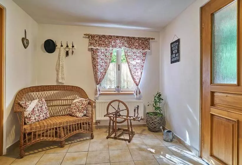 ペンション Penzion Pod Třešňovkou