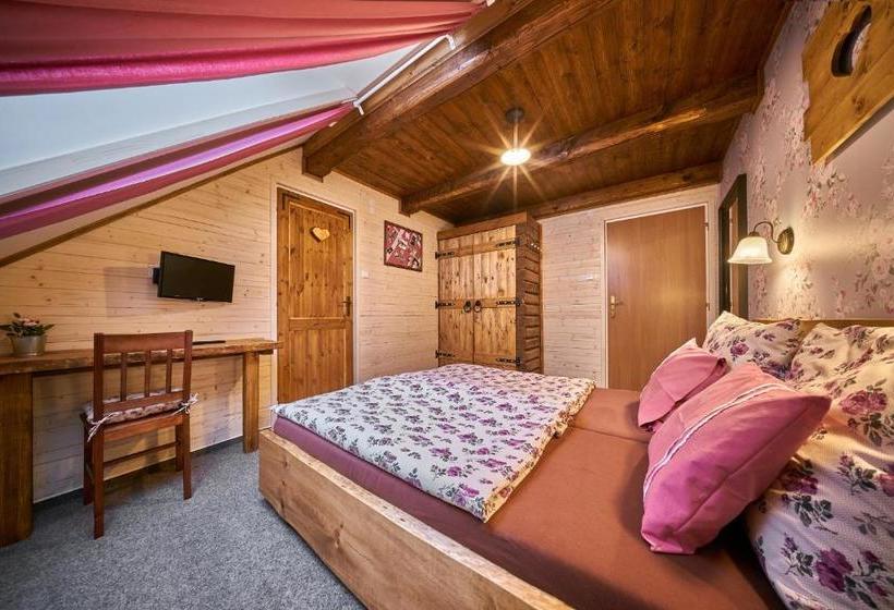 펜션 Penzion Pod Třešňovkou