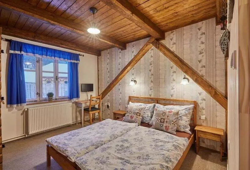 ペンション Penzion Pod Třešňovkou