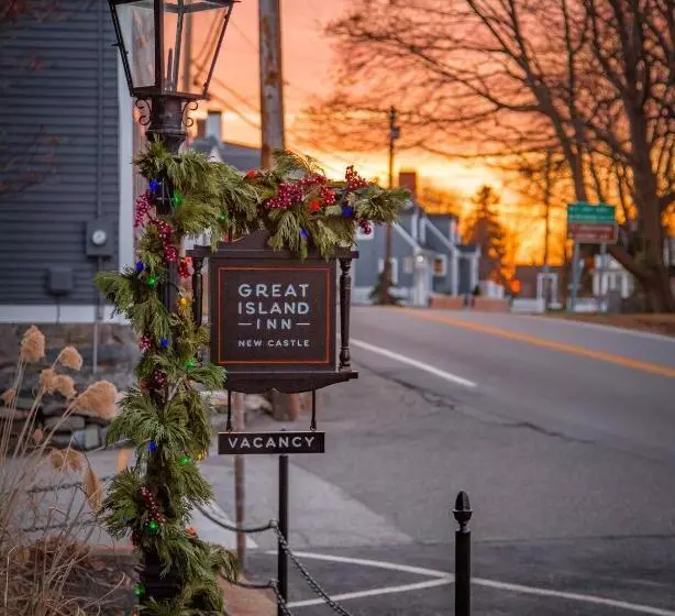 Retkeilymaja Great Island Inn   A Modern Boutique