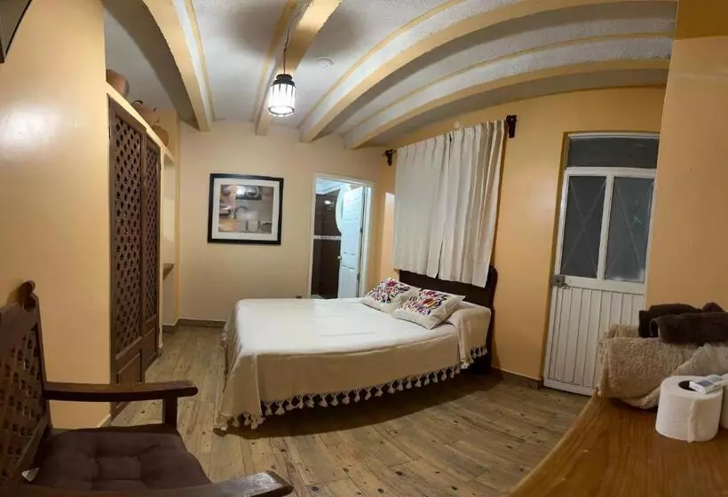 پانسیون Casa Tecolote