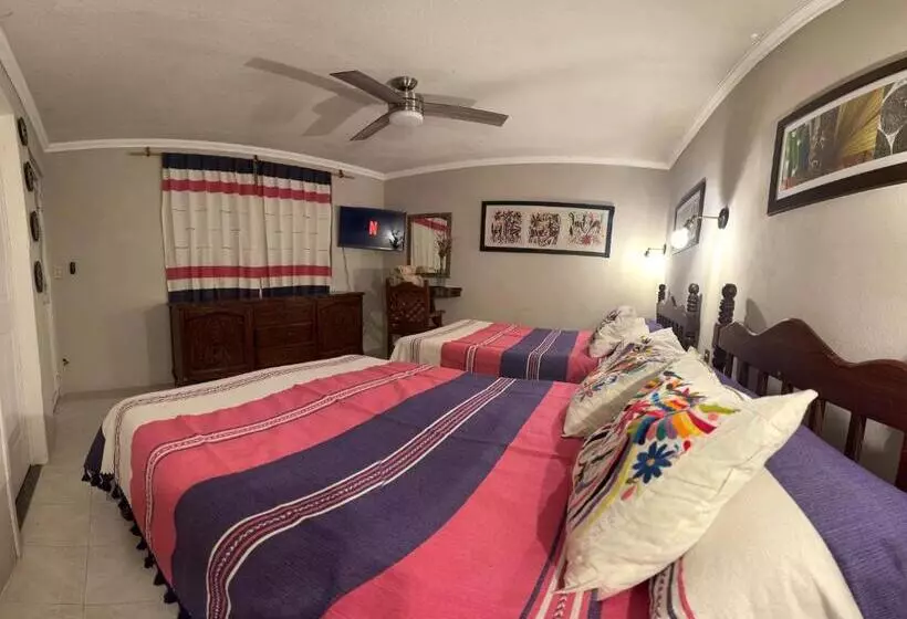 پانسیون Casa Tecolote