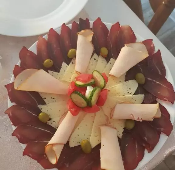 پانسیون Guesthouse Ines