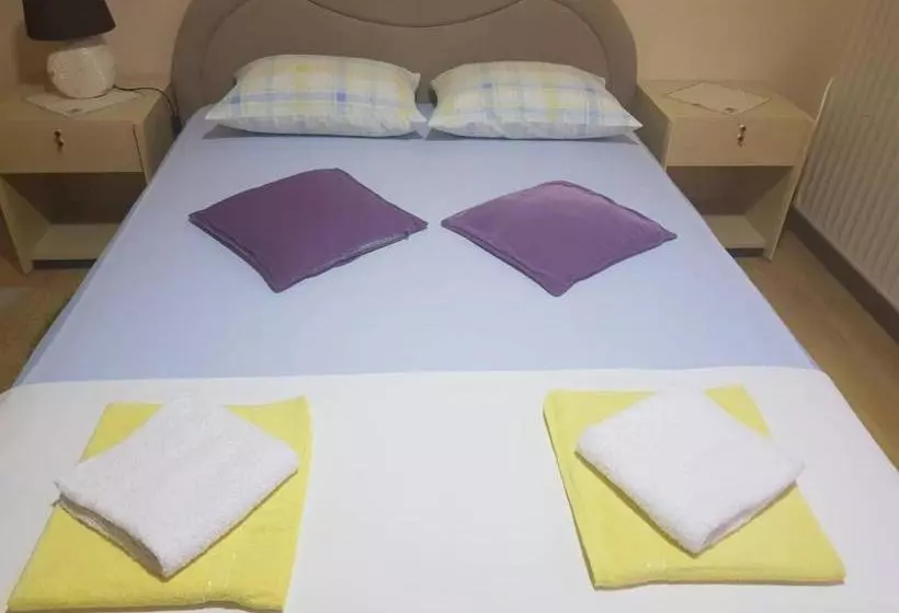 پانسیون Guesthouse Ines