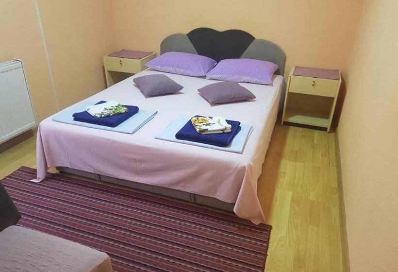 بنسيون Guesthouse Ines