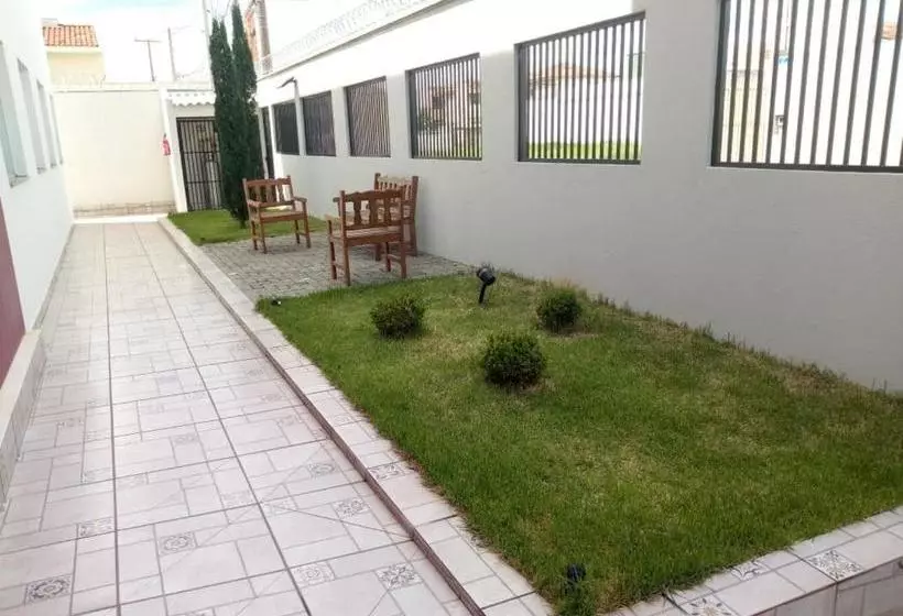 Majatalo Hospeda Marília