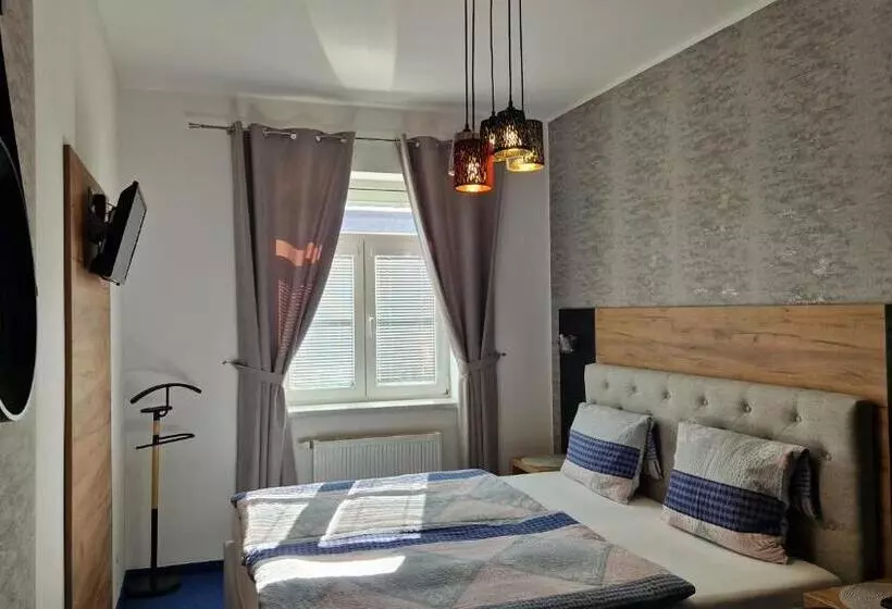 Majatalo Penzion Piano & Apartment Sokolov