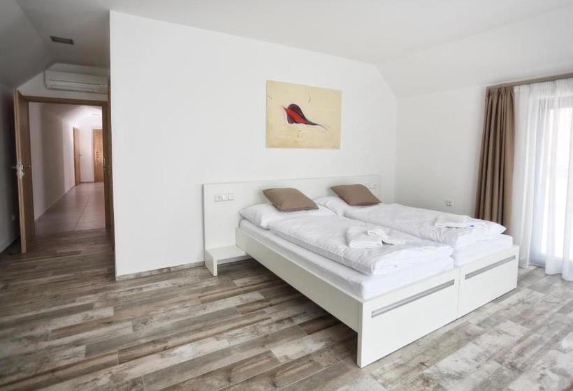 پانسیون Penzion Vinařství Konitz