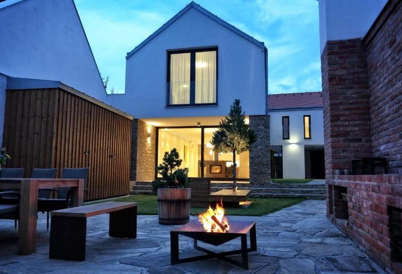 پانسیون Penzion Vinařství Konitz